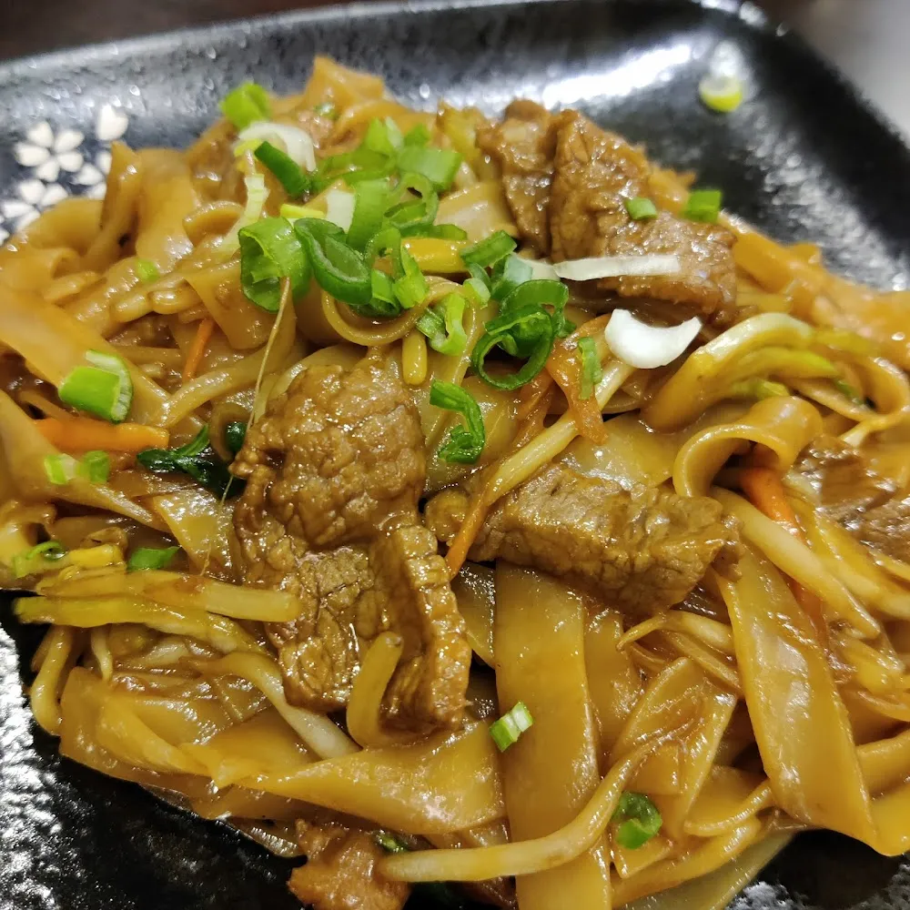 Pâtes de Riz Sautées Au Boeuf
